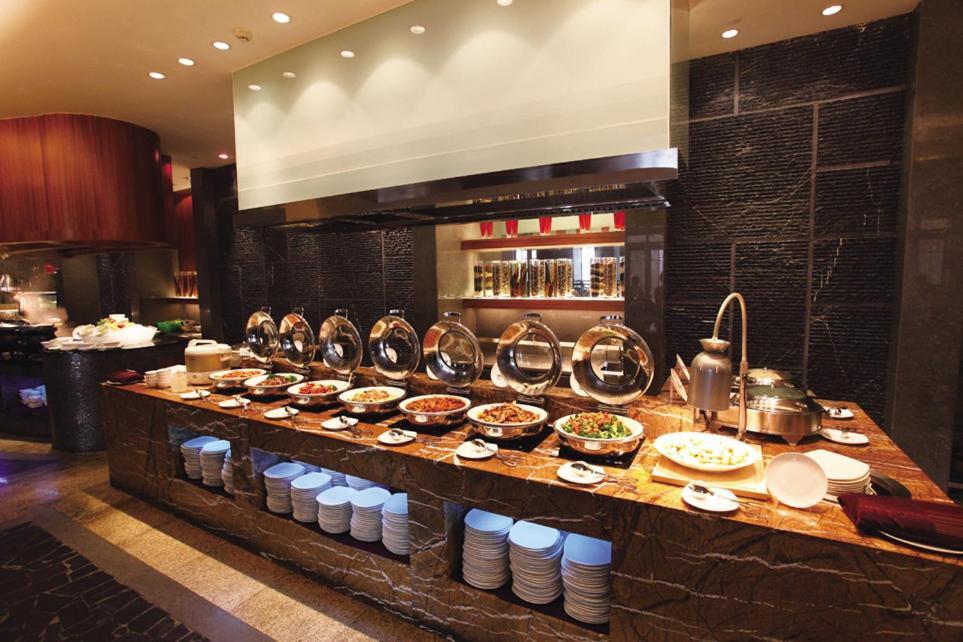 Green Lake Hot Spring Hotel Foshan Bagian luar foto